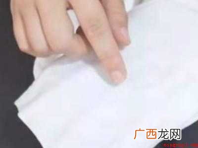 怎样去除衣服上的中性笔油 怎样去除衣服上的中性笔污渍