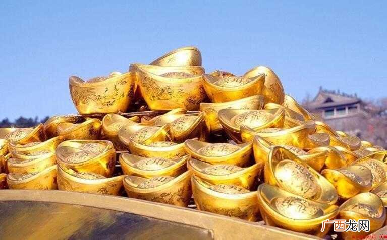关于腰缠万贯有哪些造句 腰缠万贯有哪些造句