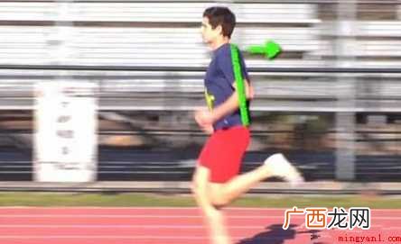 正确的慢跑步姿势是什么 正确的慢跑跑步姿势是什么