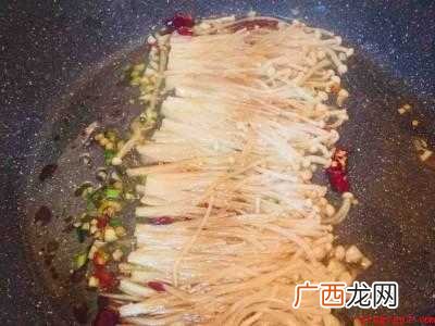 爆辣金针菇怎么做