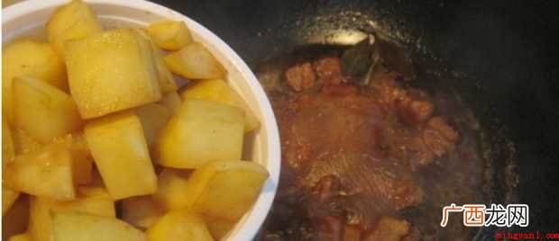 土豆炖牛肉怎样做