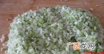 猪肉大葱饺子馅怎样做