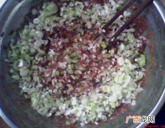 猪肉大葱饺子馅怎样做