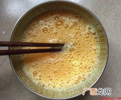 青椒炒鸡蛋怎样做