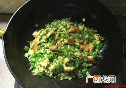 青椒炒鸡蛋怎样做