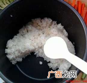 寿司要什么材料和怎样做