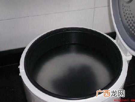 怎样用电饭煲煮粥