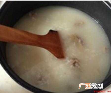 怎样用电饭煲煮粥