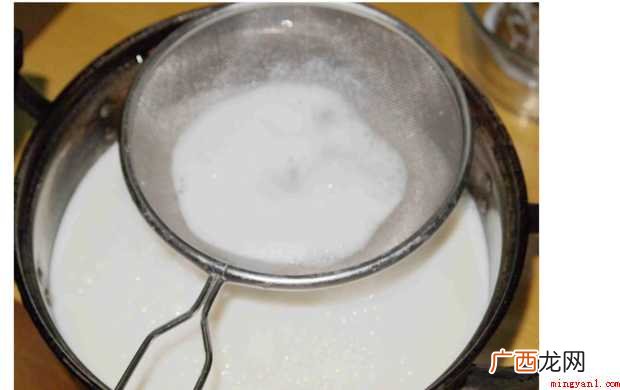 自制豆腐脑干净卫生、简单易学,且美味可口 豆腐脑怎样做