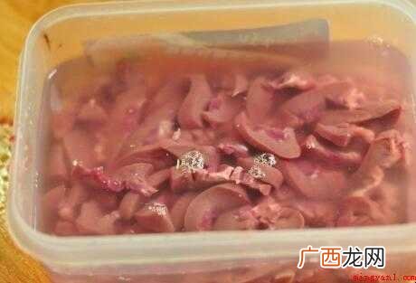 补肾自然就应该吃猪腰子了 猪腰如何去腥