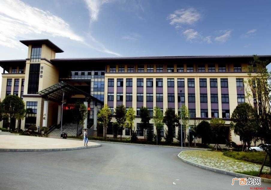 美国明德学院面积多大 明德学院面积多大