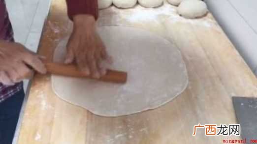 怎样做葱油饼