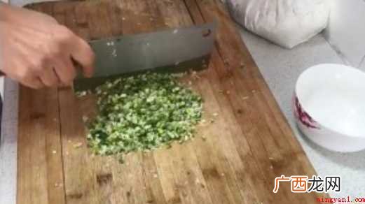 怎样做葱油饼
