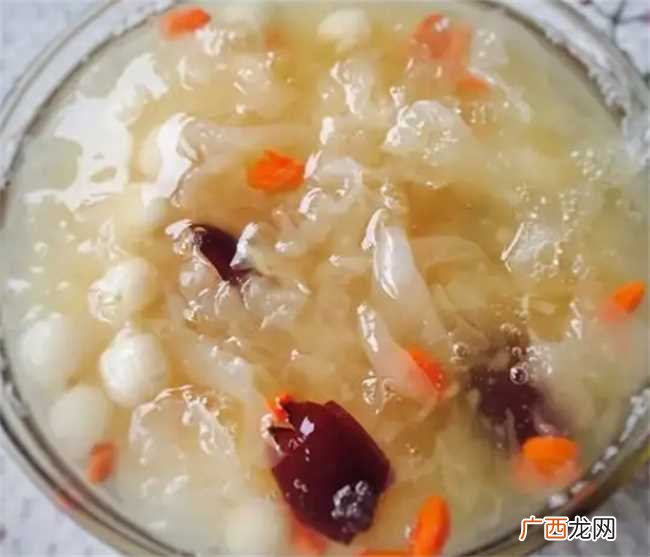 银耳汤可以减肥吗人们在生活中适当的吃银耳羹 银耳羹有减肥的作用吗