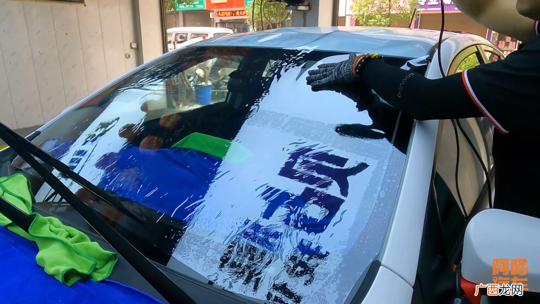 内行人告诉你真相就知道质量了 4s店送的贴膜怎么样