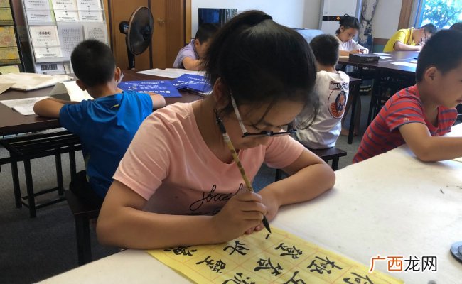 是谁在炒作“暑期最可怕”