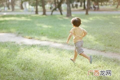 十大儿童学步鞋推荐 国内十大婴儿学步鞋品牌排行
