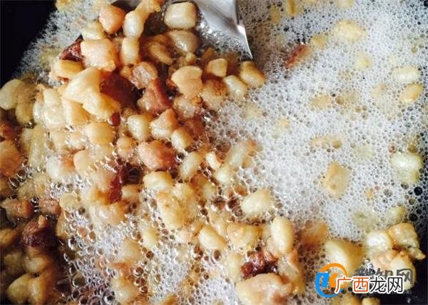 熬猪油的“5个”技巧缺一不可这样熬制的猪油又香又白