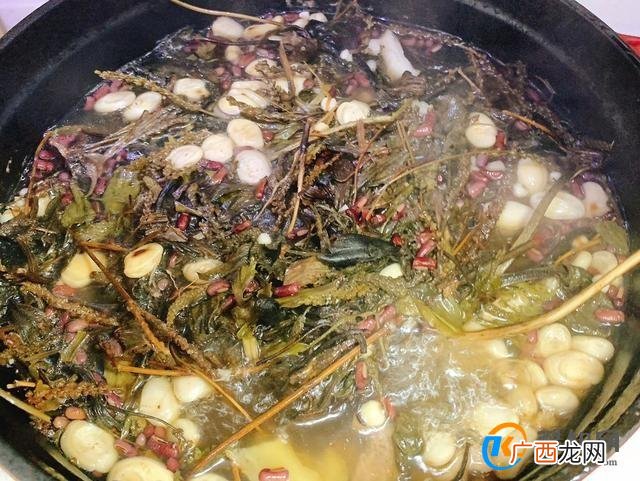 猪身上的奇妙部位之猪小肚 用它煲汤超级美味 但一般人受不了它