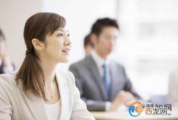 明明把工作都做完了 却被老板批评做事不认真 这4点你明白吗
