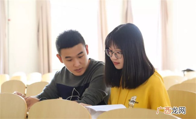 ?大学恋爱影响学业吗 恋爱和学业可以兼顾吗