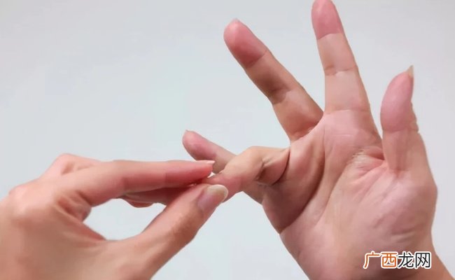 手指发麻半夜疼醒 难道是睡觉压的吗