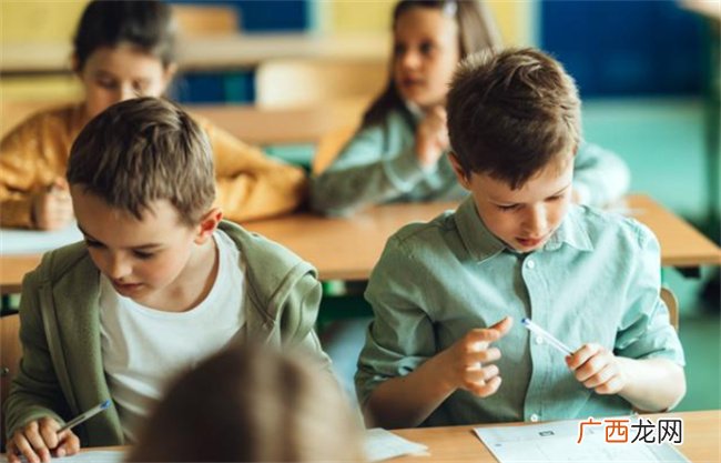 孩子在国外学不会语言怎么办 孩子学不懂英语怎么办