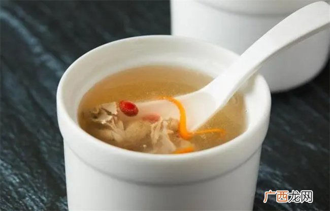 一鸽胜九鸡 炖鸽子汤切忌焯水 2招 汤汁鲜美 营养不流失