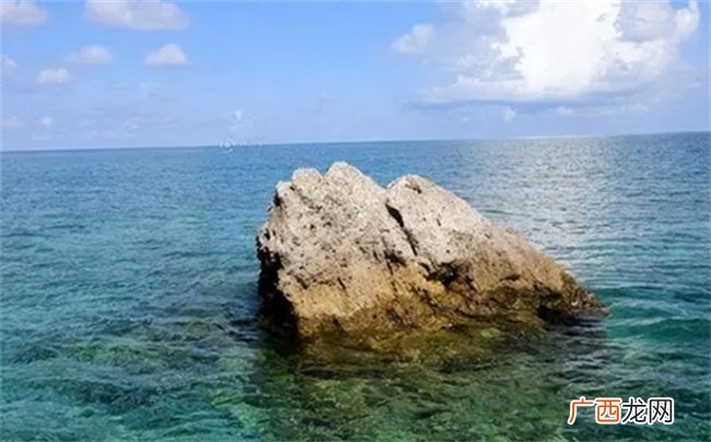 ?黄岩岛在什么位置 黄岩岛属于哪个省哪个区