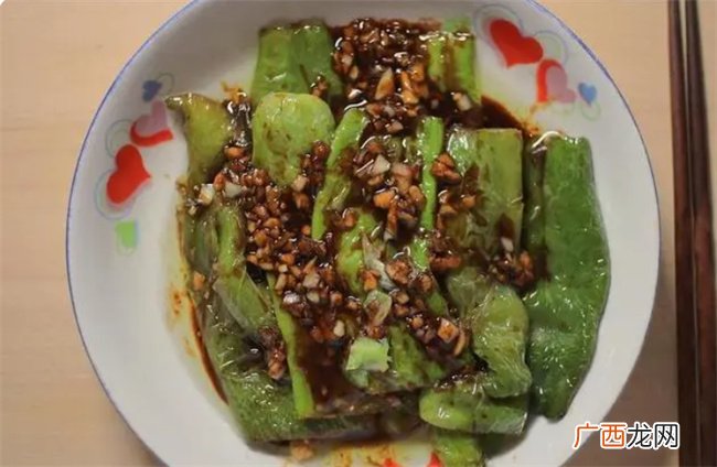 虎皮青椒 切忌直接下油锅 多做1步 个个起虎皮 不油腻又入味