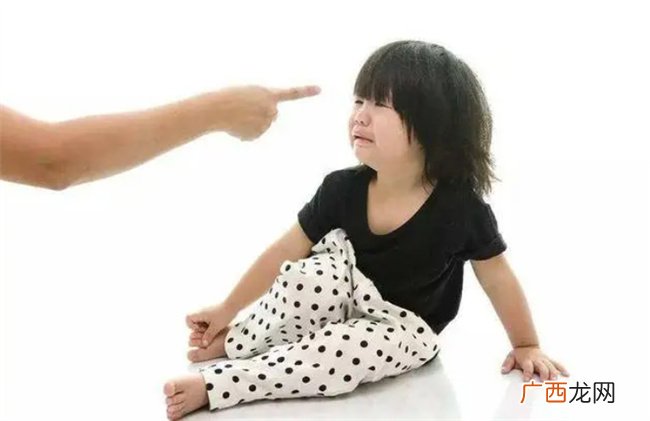 孩子没有自控力 大多是受这3个因素的影响 可以试试这样引导他