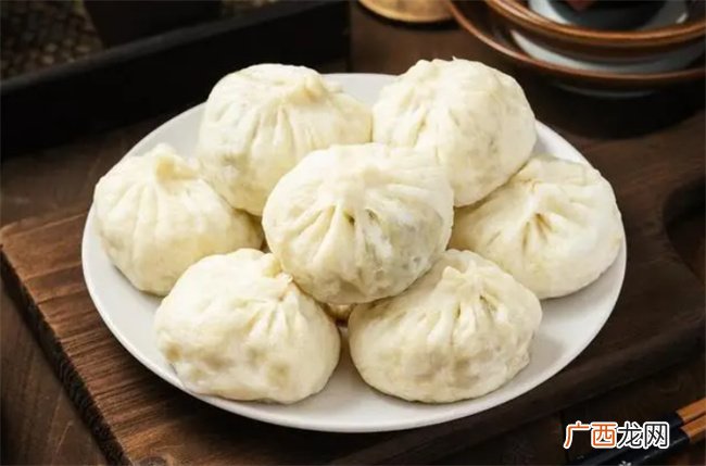 茄子馅包子要不要杀水 大厨分享正确方法 馅料柔软细腻 特鲜香