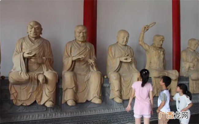 八字中如何促进全局五行流通平衡来分析命主吉凶