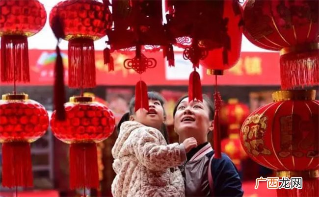 八字命理学中秋季如何推断日主的旺衰与吉凶祸福？