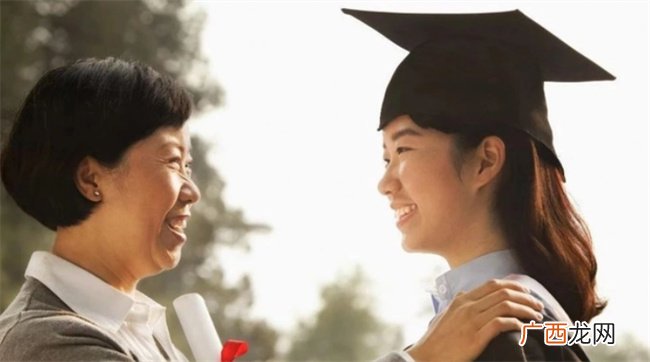 为何父母都不愿意孩子去远地方上大学 爱之深的同时 也要计之远