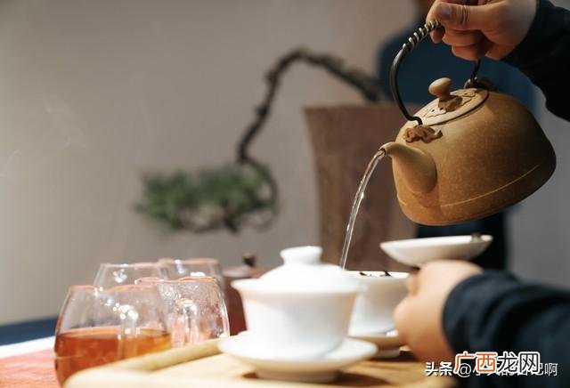 经常泡茶喝的好处和坏处 茶对身体有什么好处和坏处