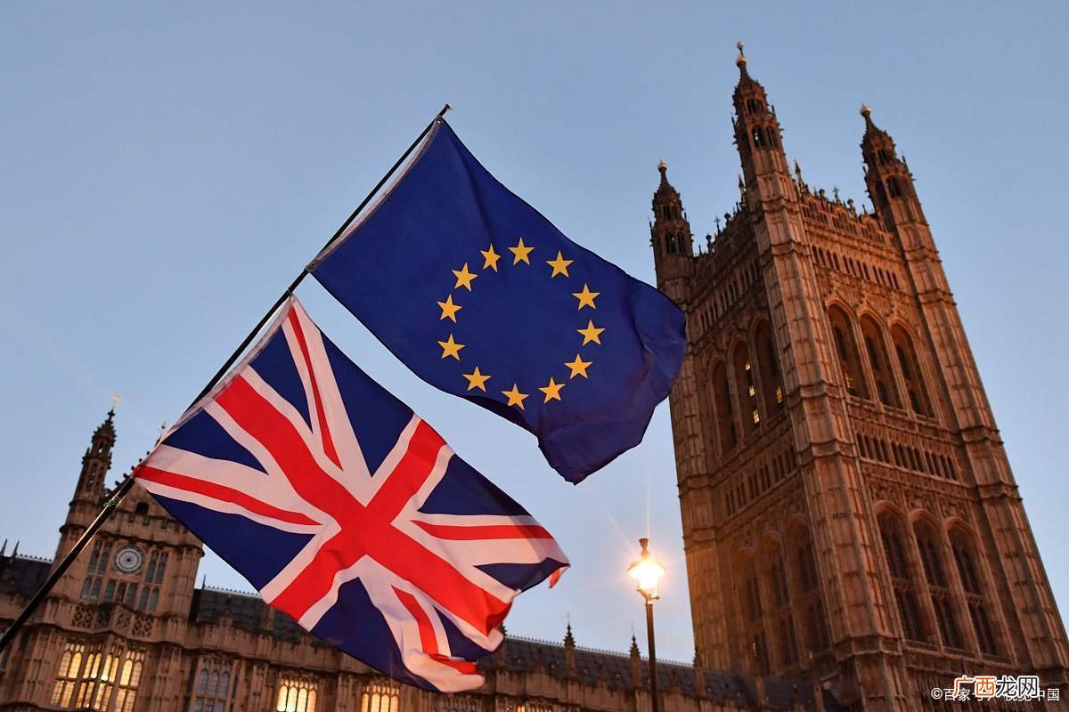 英国留学大概需要花多少钱 英国出国留学费用详解