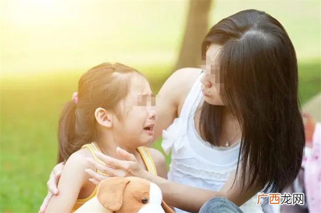 养女儿真的轻松吗 小时候省心 长大后忧心 这4个细节要注意