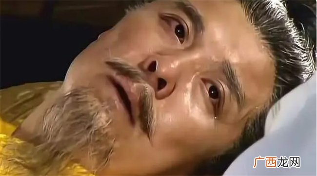 刘备临死前为何把兵权交给李严 不给诸葛亮 这才是刘备高明之处