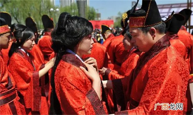 八字中初学者该如何通过日干衰弱分析运势的吉凶