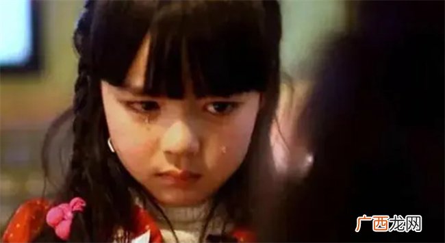自卑是孩子社交的“绊脚石” 当孩子有自卑心理 父母可以这样做