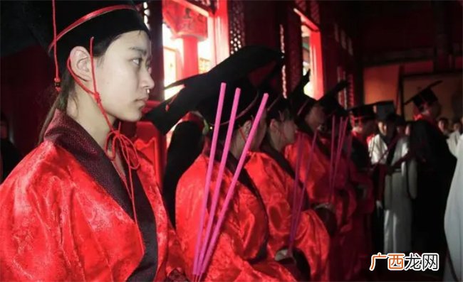 八字中格局的清浊对命主的婚姻与性格起到哪些作用