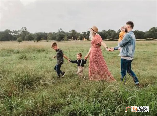 如何纠正孩子懒散拖拉的毛病 这篇文章详细分析改善方法