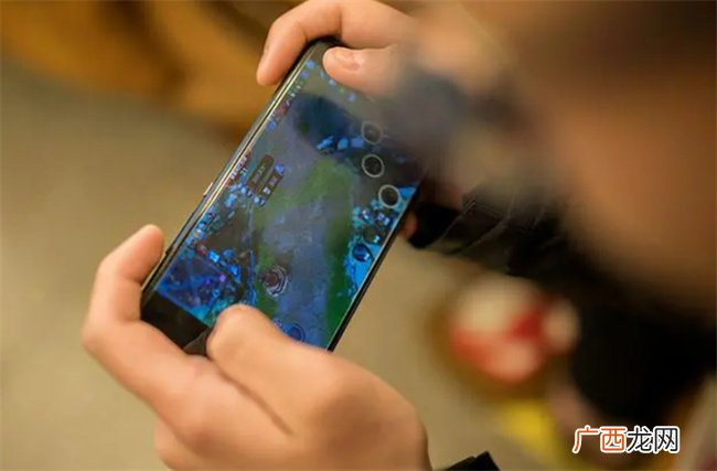 一天游戏10小时 孩子沉迷游戏怎么办