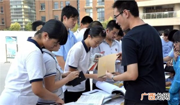 ?初中是学生转折点吗 初中是孩子的转折点吗