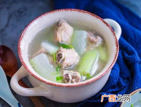 做对了排骨香嫩营养高 炖排骨先放盐还是后放盐比较好吃