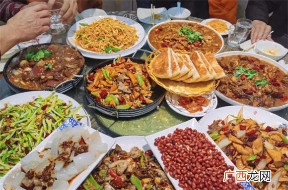 “备受争议”的五种东北美食 本地人吃不腻 外地人下不去嘴
