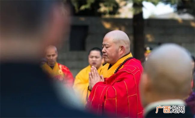 八字命理学中特殊格局的富贵贫穷该如何分析