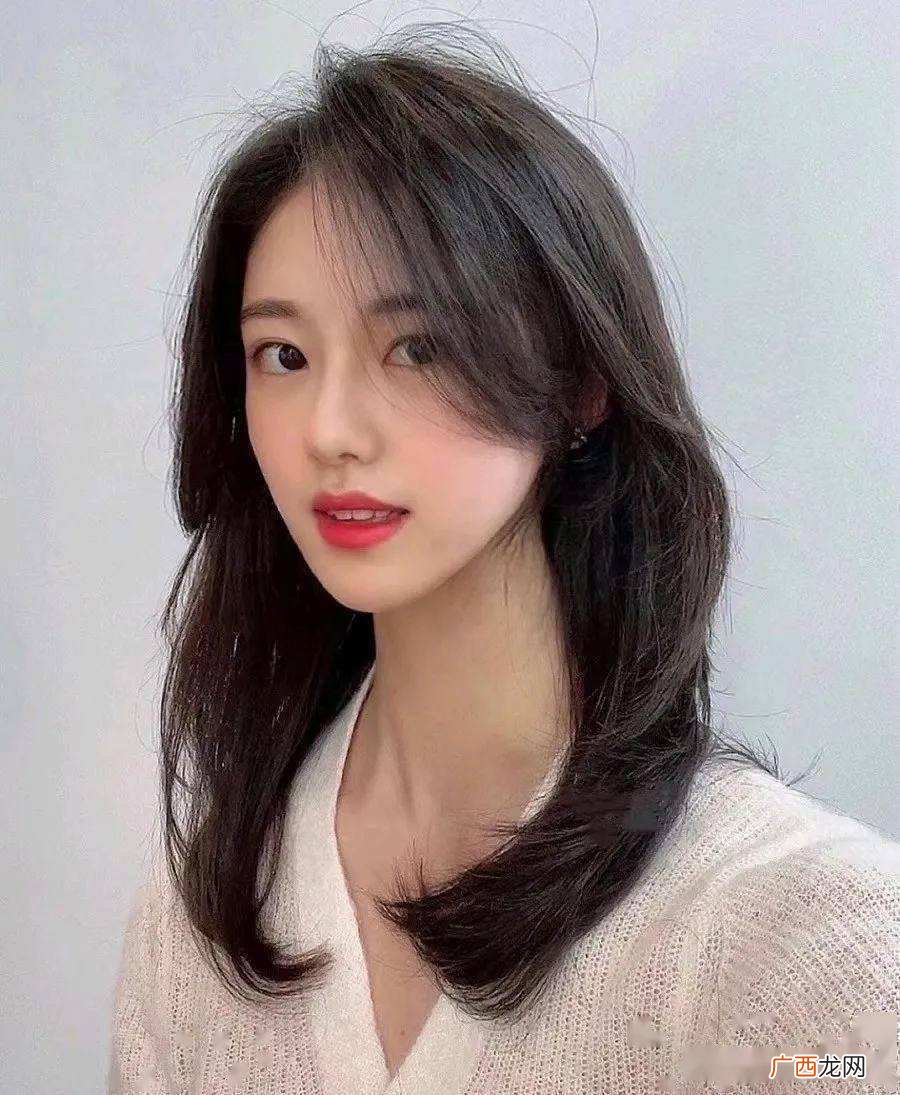 一定要试试这5款发型 脸大的女生适合什么发型图片
