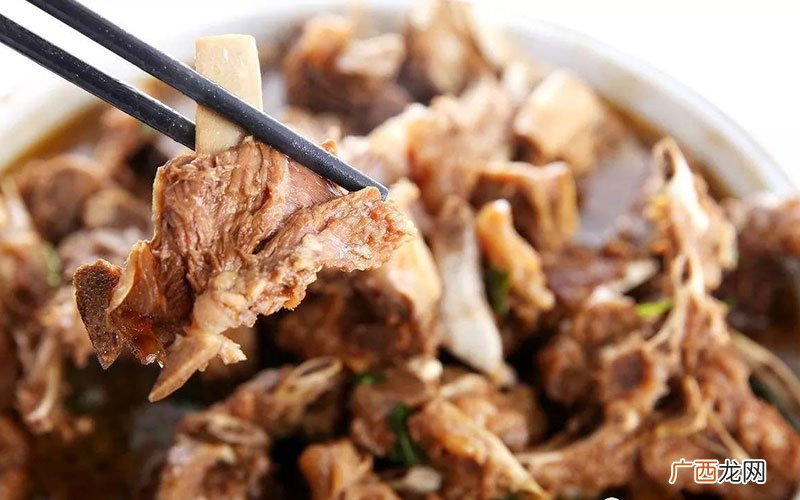 梦到吃羊肉是什么意思周公解梦